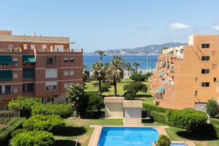 Appartamento  Maritimo. Venta de ático con plaza de aparcamiento y trastero en la playa