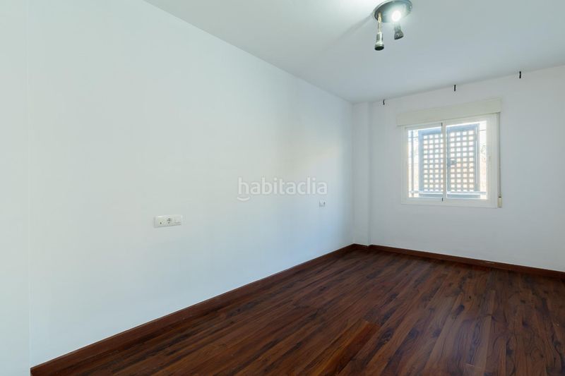 Foto 04a14f0a-bf77-4f78-aa0d-0dcdb3c8f68d. Etagenwohnung mit parking in Motril ciudad Motril
