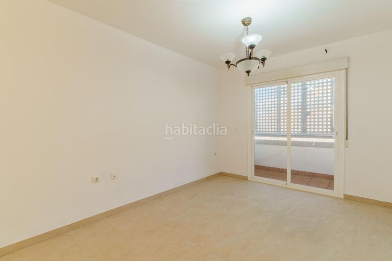 Foto f99003f0-39c4-4397-ac41-9d6191fc496e. Etagenwohnung mit parking in Motril ciudad Motril