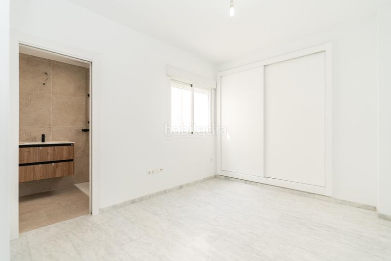 Foto b87d7a1c-0c7f-4b7d-bd93-eb70c58db3fb. Appartamento in Motril ciudad Motril