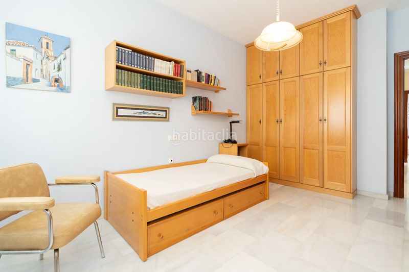Foto 4e6fd1ae-5a3c-4063-b35d-9976aa92214b. House with parking in Motril ciudad Motril