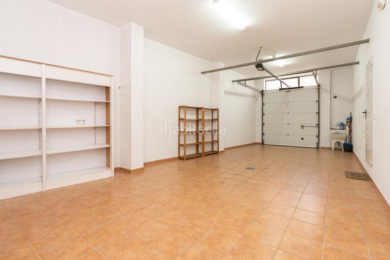 Foto 6489f4b8-3d19-4663-8762-29cacfbf3de2. House with parking in Motril ciudad Motril