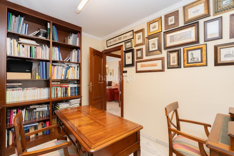 Foto dd86de58-9baa-4bbf-8786-3bbd0fc059e3. House with parking in Motril ciudad Motril