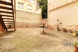 Reihenhaus  Carrer de molines. Casa independiente en zona centro l'hospitalet