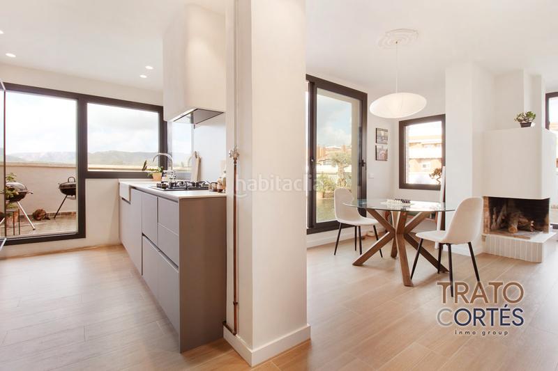 Foto 0ea071ec-e75a-4f2f-801d-545de45e5f13. Ático atico reformado con terraza a nivel en Centre-Estació Gavà