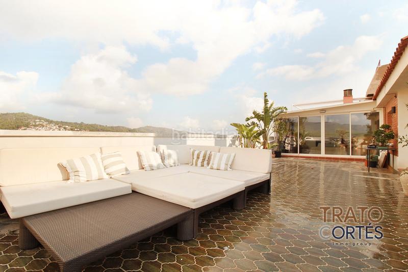 Foto 49d0bf59-3fe1-46c8-844e-8d91ee34afd7. Ático atico reformado con terraza a nivel en Centre-Estació Gavà