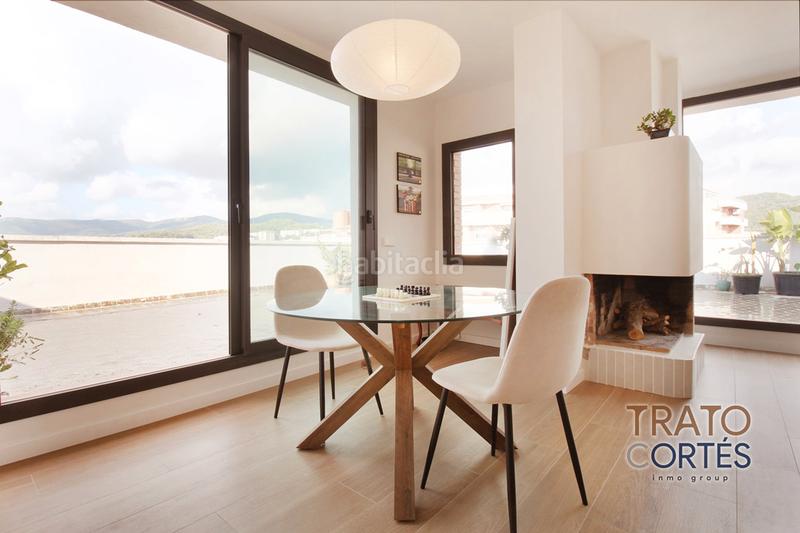 Foto 66a49b40-a721-45ed-971f-232752922b05. Ático atico reformado con terraza a nivel en Centre-Estació Gavà