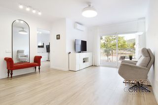 Appartement  Plaça de catalunya. Piso totalmente reformado con balcón y vistas despejadas en gavà