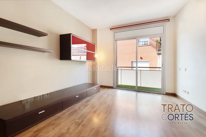 Foto d3db7c53-9888-4b58-9409-1b6bc2a7f4d8. Dúplex amb aparcament a Centre-Estació Gavà