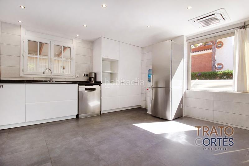 Foto 013bf94d-ca39-4df3-aa56-05f2a065a3cb. Chalet en Gava Mar Gavà