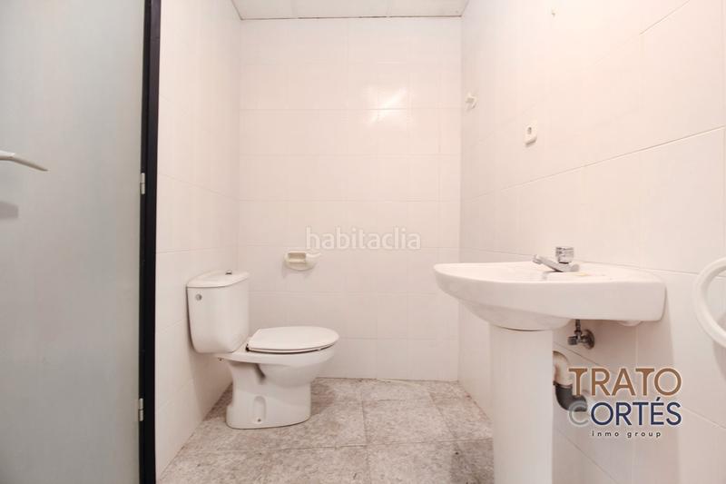 Foto e806aa48-e8a7-4d51-a80a-04ad9d04f735. Locale commerciale in Passeig Maragall Gavà