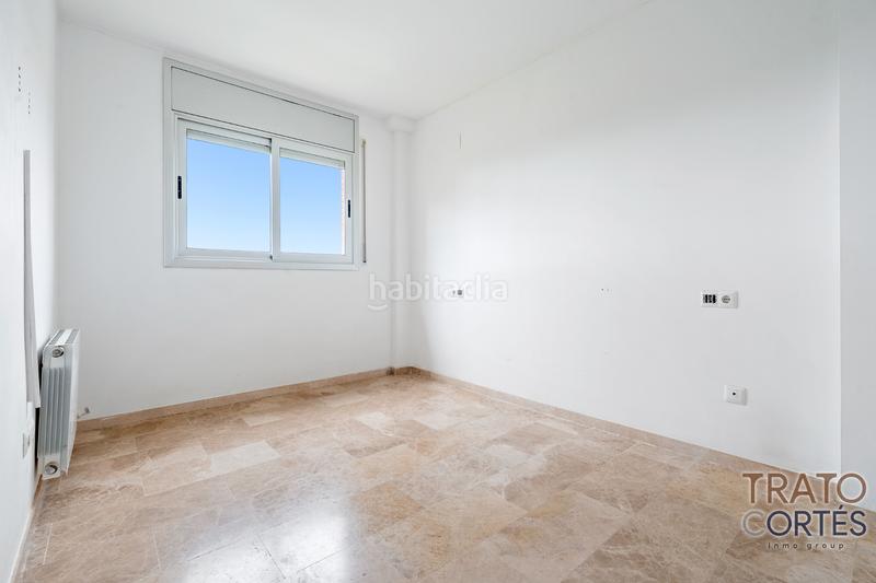 Foto 45932aab-d2ec-4bf1-a619-8ad36da136aa. Piso  con zonas comunes, piscina, pádel y parking incluido en Reus