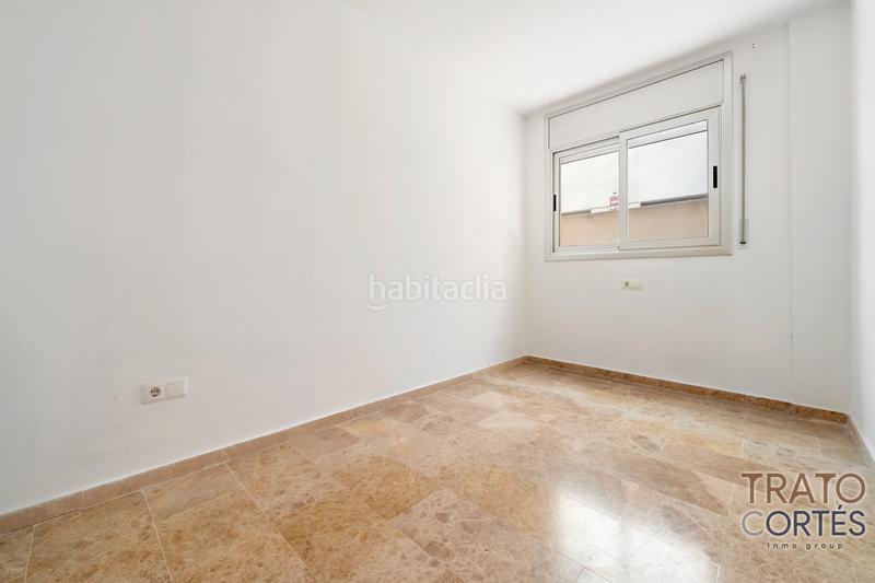 Foto 497c2677-553e-470b-9724-88ac43684913. Piso  con zonas comunes, piscina, pádel y parking incluido en Reus