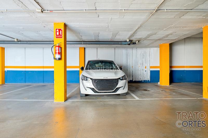 Foto 8d474569-2042-4d6c-9c9d-0a6fec4b4ac5. Piso  con zonas comunes, piscina, pádel y parking incluido en Reus