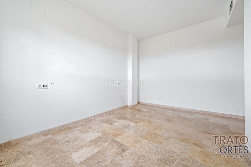 Foto a378ad6b-e4f3-442a-bedf-381be6813ec3. Piso  con zonas comunes, piscina, pádel y parking incluido en Reus