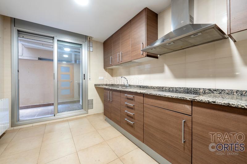 Foto e6aa3c6c-f07f-459a-91e1-2c2a0f130db8. Piso  con zonas comunes, piscina, pádel y parking incluido en Reus