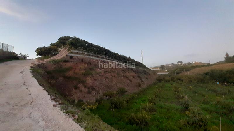 Foto 1d8f1fe3-a6df-4321-929f-e635a2954e1d. Masía en calle manuel de falla 4 se vende finca con casa y árboles 1km en Algarrobo Costa