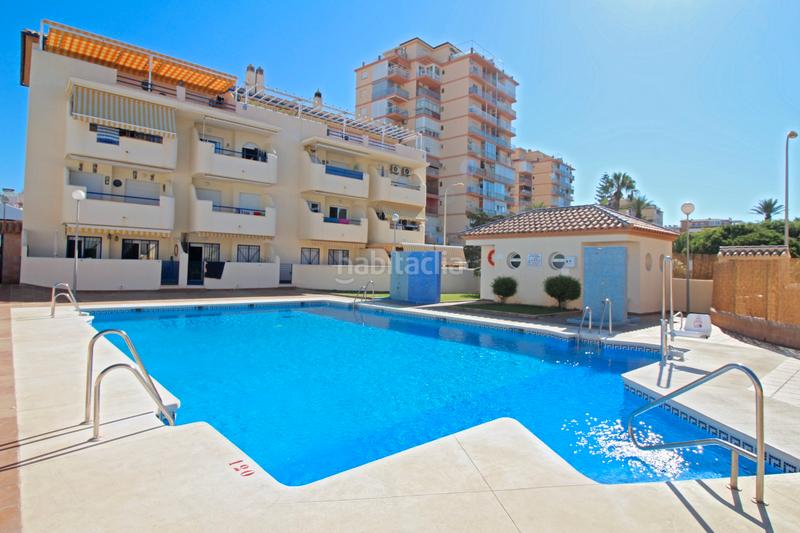 Foto 5137a70c-a0c2-46b2-8617-76dd1374d0d3. Pis a calle almería 7 a Laguna Beach Torrox