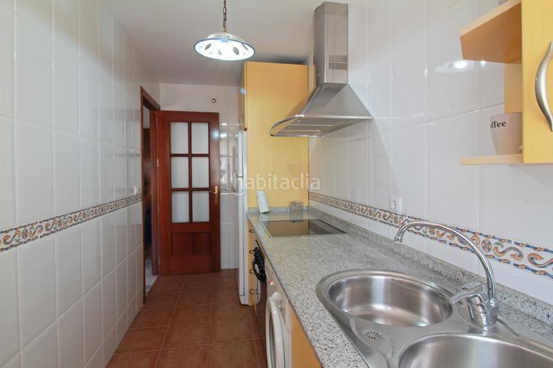 Foto a4b7194f-f552-4884-be16-5da2fd8f0901. Pis a calle almería 7 a Laguna Beach Torrox