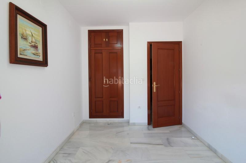 Foto e7ea190a-617e-4ec1-9729-bbe44402e42d. Pis a calle almería 7 a Laguna Beach Torrox