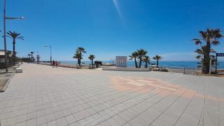 Apartament a Calle marbella 19. Ocasión piso a escasos metros del mar. torrox costa