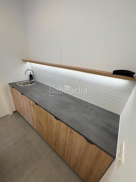 Foto a7ef3f59-2e85-4b54-bf71-c5606aa88bed. Affitto locale commerciale in calle nuestra señora del carmen 6a in Torre del Mar