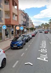 Local Comercial  Calle del andalucía/caleta. Venta de local 85m2 en caleta de velez