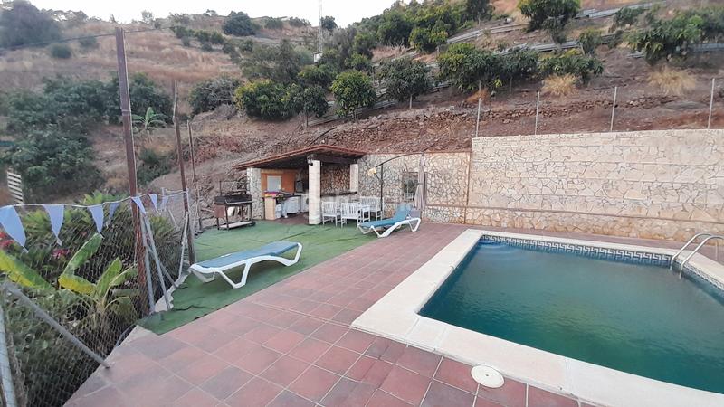 Foto 44bdda1f-7fe3-4001-bfc5-65801a12e5a5. Propriété dans calle gloria 226 dans Algarrobo pueblo Algarrobo