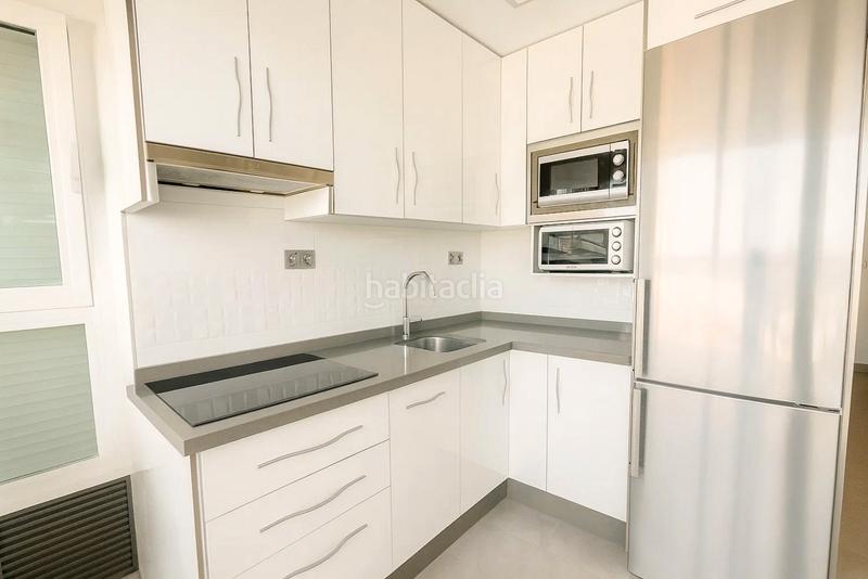 Foto 3d7a0814-32fa-4f83-a0a8-75e565dfc0f0. Piso en avenida el faro 18 ocasión. bonito piso en laguna beach ( costa) en Torrox