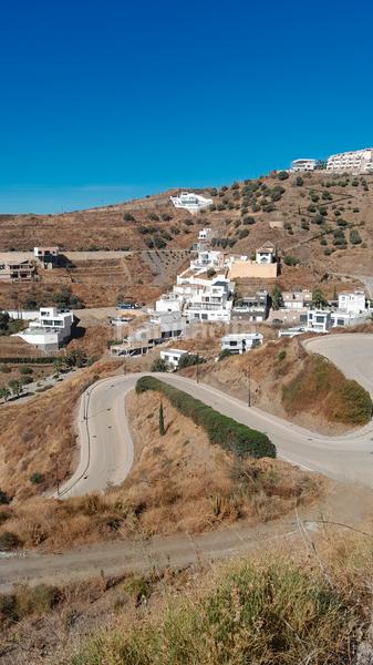 Foto b2417ab2-0fa4-48d2-b8d8-32d8f8922570. Wohngrundstück in urbanización El Peñoncillo 3 in Torrox