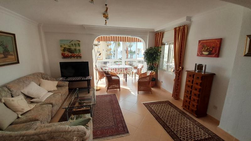 Foto 3aba3cad-e745-431e-adc6-3e4a71679843. Etagenwohnung in urbanizacion pueblo nuevo 11 in Algarrobo Costa