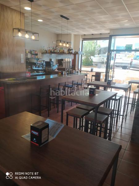 Foto ec70ed30-a795-4766-95df-753a7ff8e679. Lloguer local comercial a avenida américa 88 a Centro Internacional Torrox