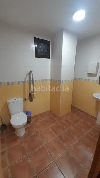 Foto 4c5a0a91-43bd-496c-8e99-76fefcd2a142. Alquiler local comercial en paseo maritimo 7 alquilo/vendo restaurante costa en Torrox