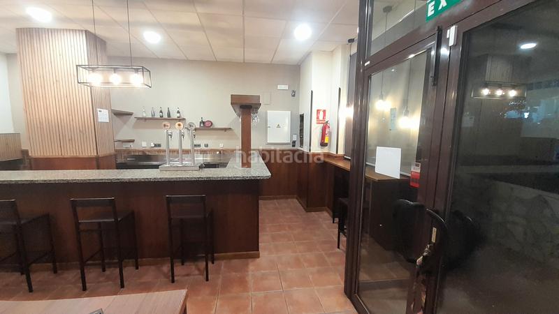 Foto 64fbdb6d-76f5-4df0-b9c0-c9ca53d2325b. Alquiler local comercial en paseo maritimo 7 alquilo/vendo restaurante costa en Torrox