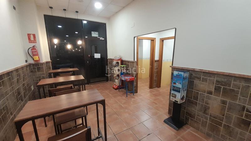 Foto e684a541-48b7-482e-83e6-7ec33ab5c35a. Alquiler local comercial en paseo maritimo 7 alquilo/vendo restaurante costa en Torrox