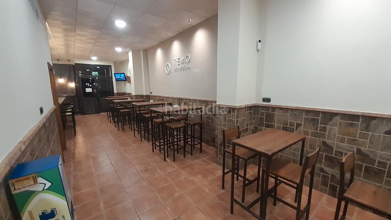 Foto 45a78de7-db48-45b3-8724-65e11e333d1f. Location local commercial dans paseo maritimo 7 dans Torrox