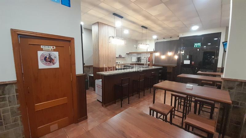 Foto 9d839425-2101-49d0-84f1-2bfa8281bb1a. Location local commercial dans paseo maritimo 7 dans Torrox