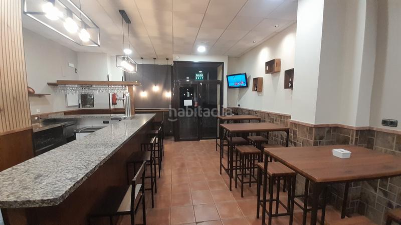 Foto c4f1baa4-a1bc-4690-a7fe-fff500b14c7a. Location local commercial dans paseo maritimo 7 dans Torrox