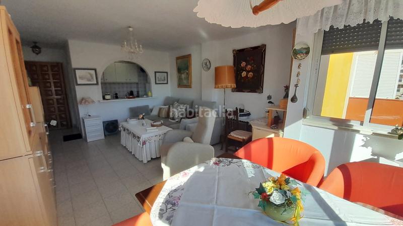 Foto b46818f9-5f93-48a1-b6bd-056c3efb7a7c. Appartamento con piscina in Urbanización Santa Rosa Torrox