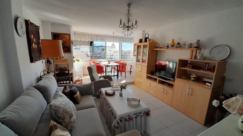 Foto bbe6ad36-ed4d-4715-8ea0-49ed0e07fd30. Appartamento con piscina in Urbanización Santa Rosa Torrox