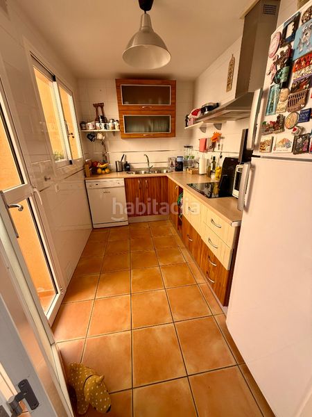 Foto c91b8be8-2861-459b-a399-747225541c9a. Casa aparellada a urbanización El Peñoncillo 3 a Torrox