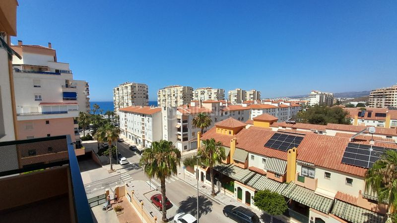 Foto 29ad8818-b1a0-4d20-a602-8ffca43ab0f0. Alquiler piso en calle amapola 25 alquilo piso 3 dormitorios para verano en Algarrobo Costa