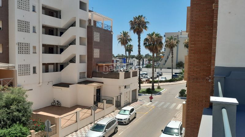 Foto 29ffd137-0903-47d5-94fd-da219e226b6e. Casa a calle octavio lópez 19 a Paseo Marítimo de Levante Torre del Mar