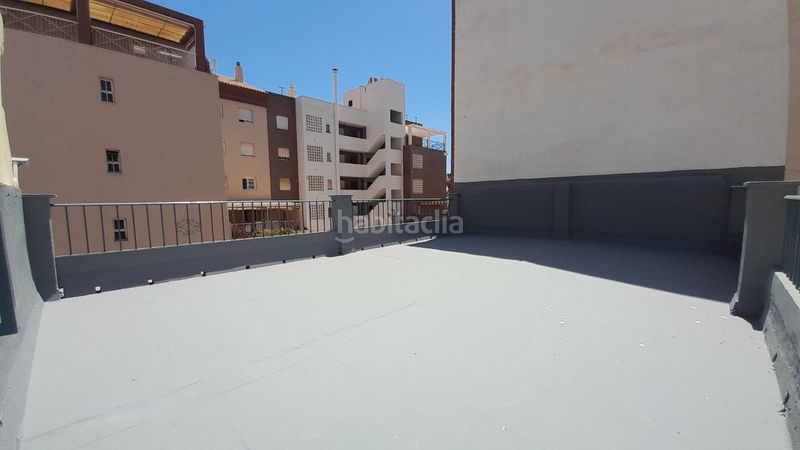 Foto 34cc96ee-975f-4ceb-9251-8b4e2d4a1d6f. Casa a calle octavio lópez 19 a Paseo Marítimo de Levante Torre del Mar