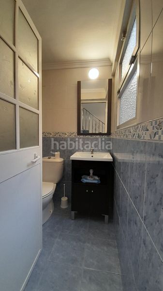 Foto 89c0a222-d1b0-46c1-9051-ac9411398ec0. Casa a calle octavio lópez 19 a Paseo Marítimo de Levante Torre del Mar