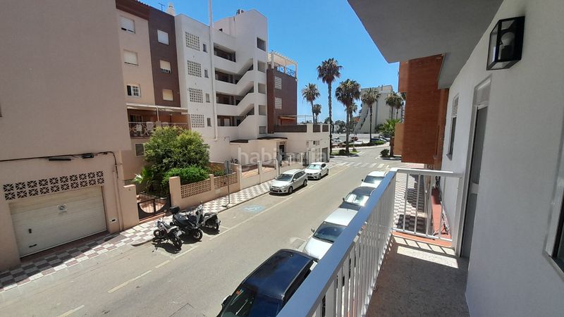 Foto b348bc34-5def-4e40-8de5-4724d19767e9. Casa a calle octavio lópez 19 a Paseo Marítimo de Levante Torre del Mar