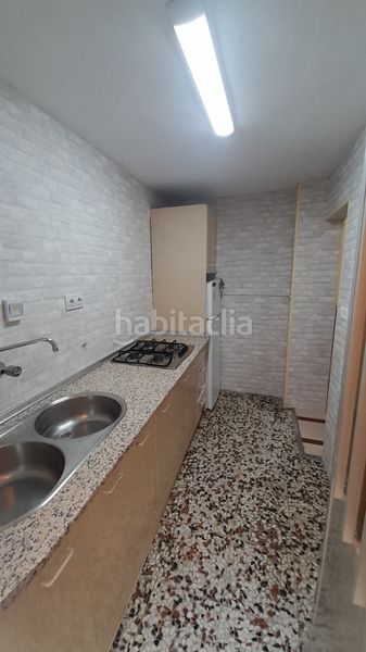 Foto cbe68336-df42-4fd3-b7f2-69830bd71401. Casa a calle octavio lópez 19 a Paseo Marítimo de Levante Torre del Mar