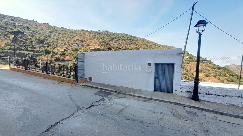 Foto cdba1ad7-7a42-4896-b5bd-6ad74d7a92b9. Finca rústica a calle loma 23 a Sayalonga