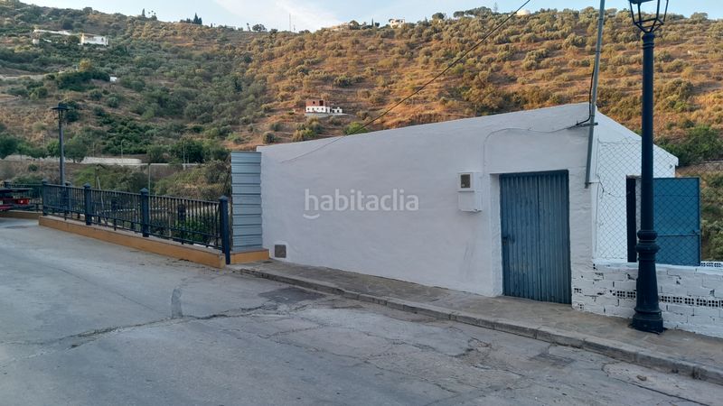 Foto 0c1aea33-a58d-4989-b2a0-fca4aea89b3c. Finca rústica a calle loma 60 a Sayalonga