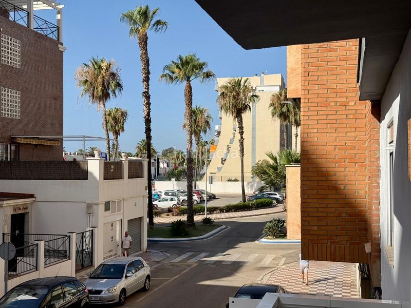 Foto 291867bb-d98f-473e-88d3-24eb408dafc9. Edificio in calle octavio lópez 19 in Paseo Marítimo de Levante Torre del Mar